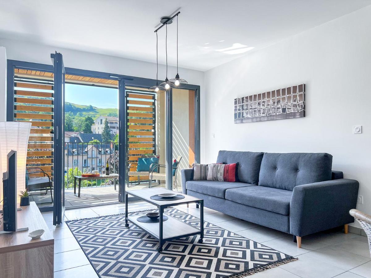 Le Frere Charmes Daire Aurillac Dış mekan fotoğraf